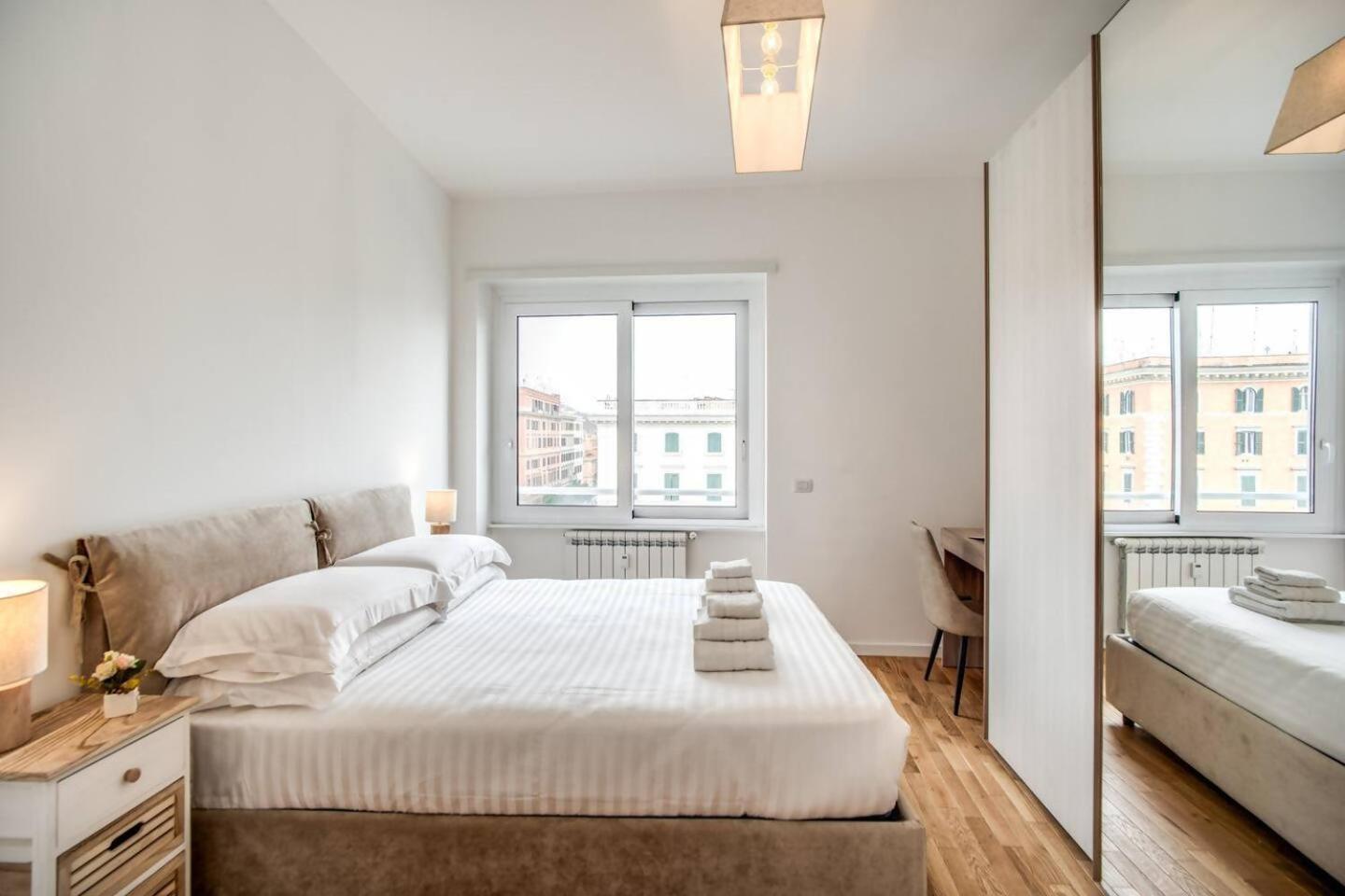 Naos Suite Close Popolo Square Rome Bagian luar foto
