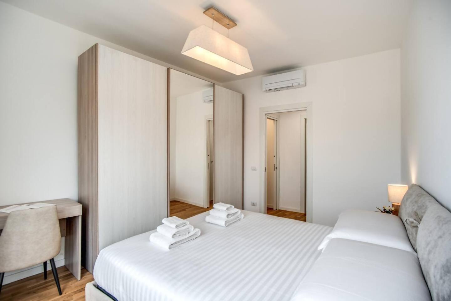 Naos Suite Close Popolo Square Rome Bagian luar foto